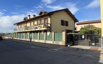 Box auto in Via Rugacesio 18, Pioltello – Seggiano